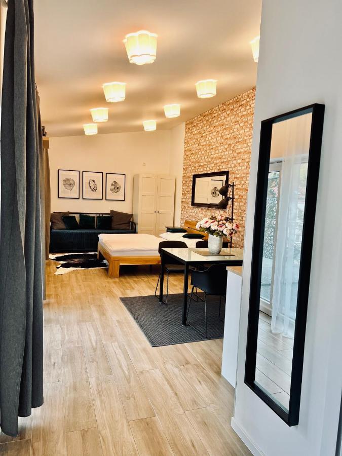 Apartmany Benesov Benesov nad Ploucnici エクステリア 写真