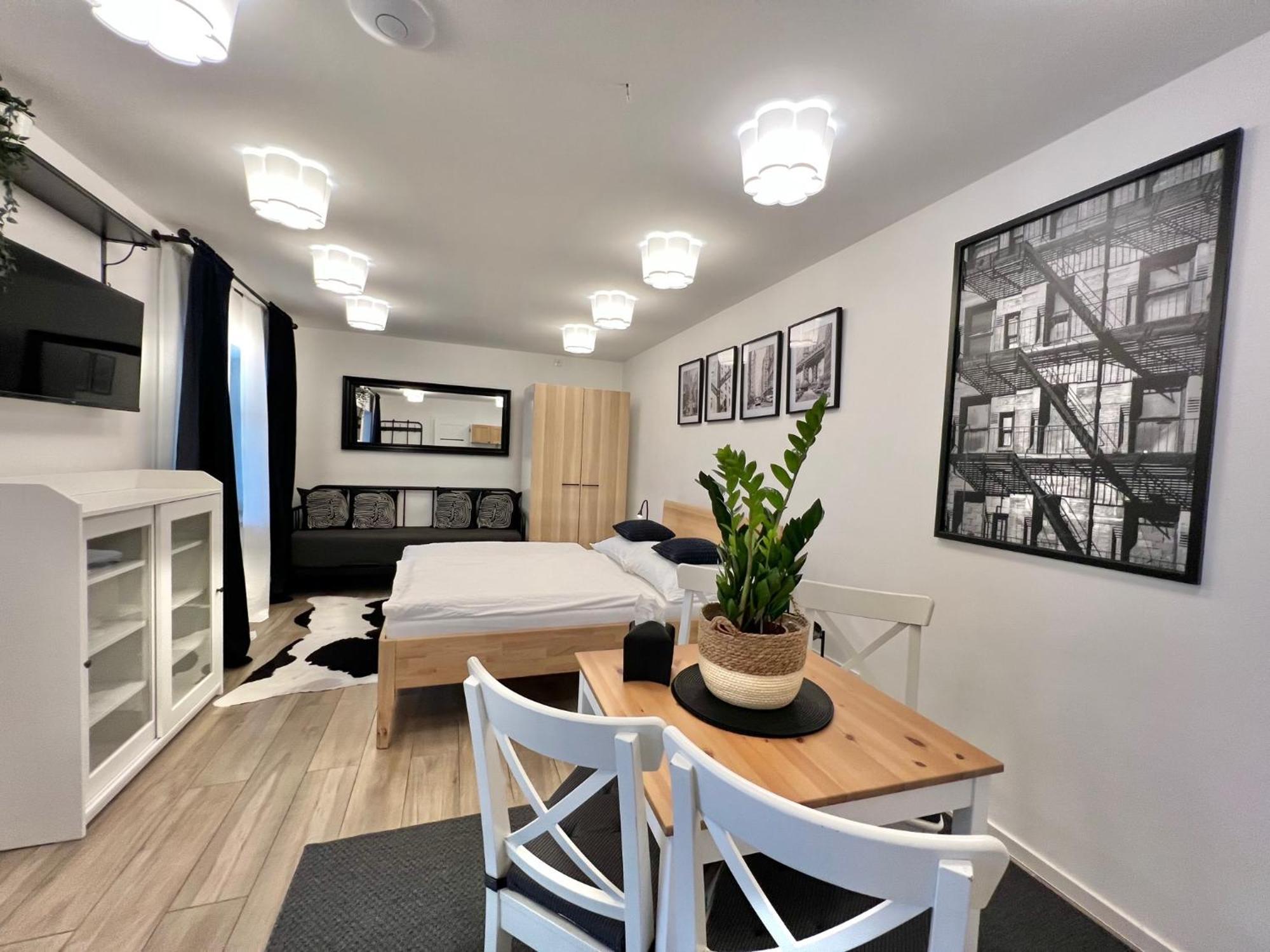 Apartmany Benesov Benesov nad Ploucnici エクステリア 写真